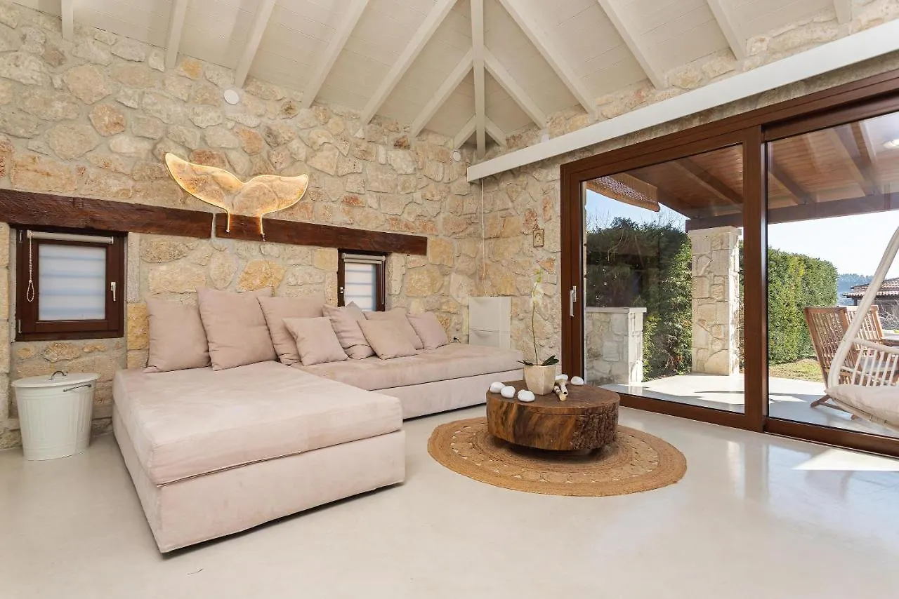 Pure Amber Suite Elani Siviri 0*,  Greece